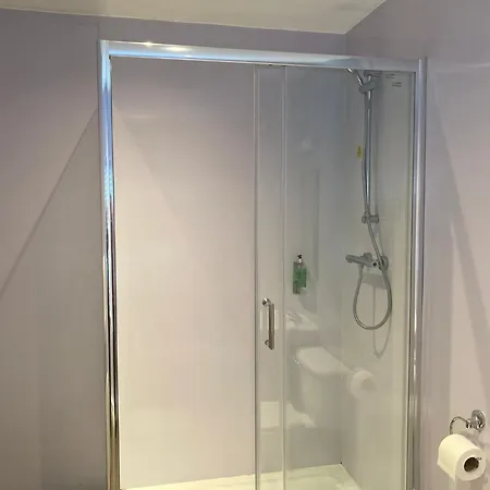 The George 호텔 셀비