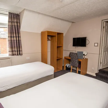 The George 3*