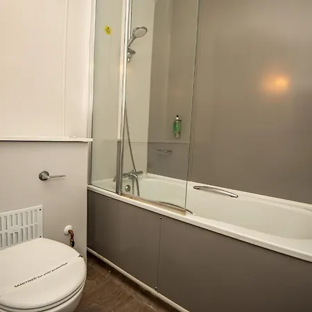 The George Hotel 3*