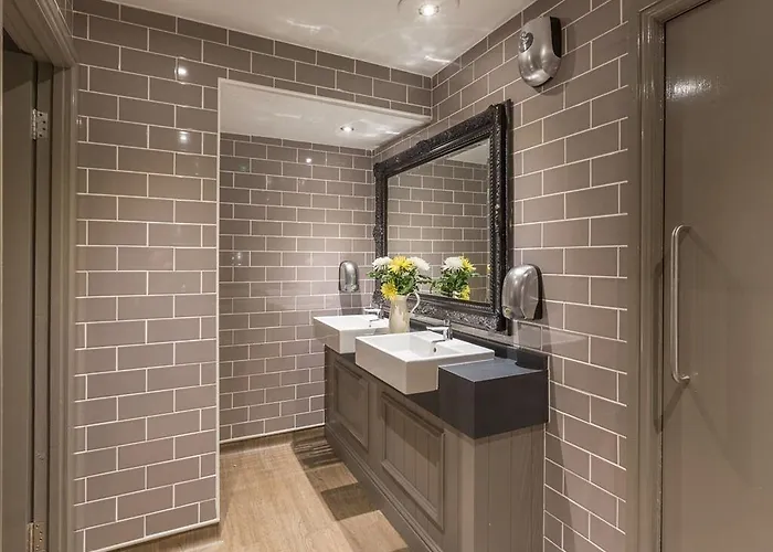 The George Hotel Selby